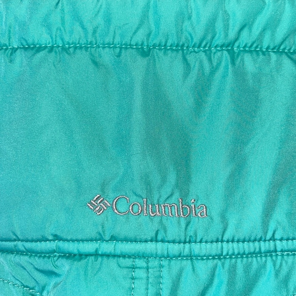 Columbia  Vest  Full zip front  3 pockets turtleneck  mint green quilted  size S - Picture 11 of 15